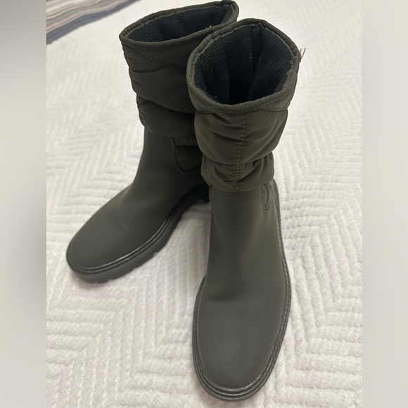 ZARA Green Quilted Ankle Boots | Chunky Lug Sole | - Picture 3 of 7